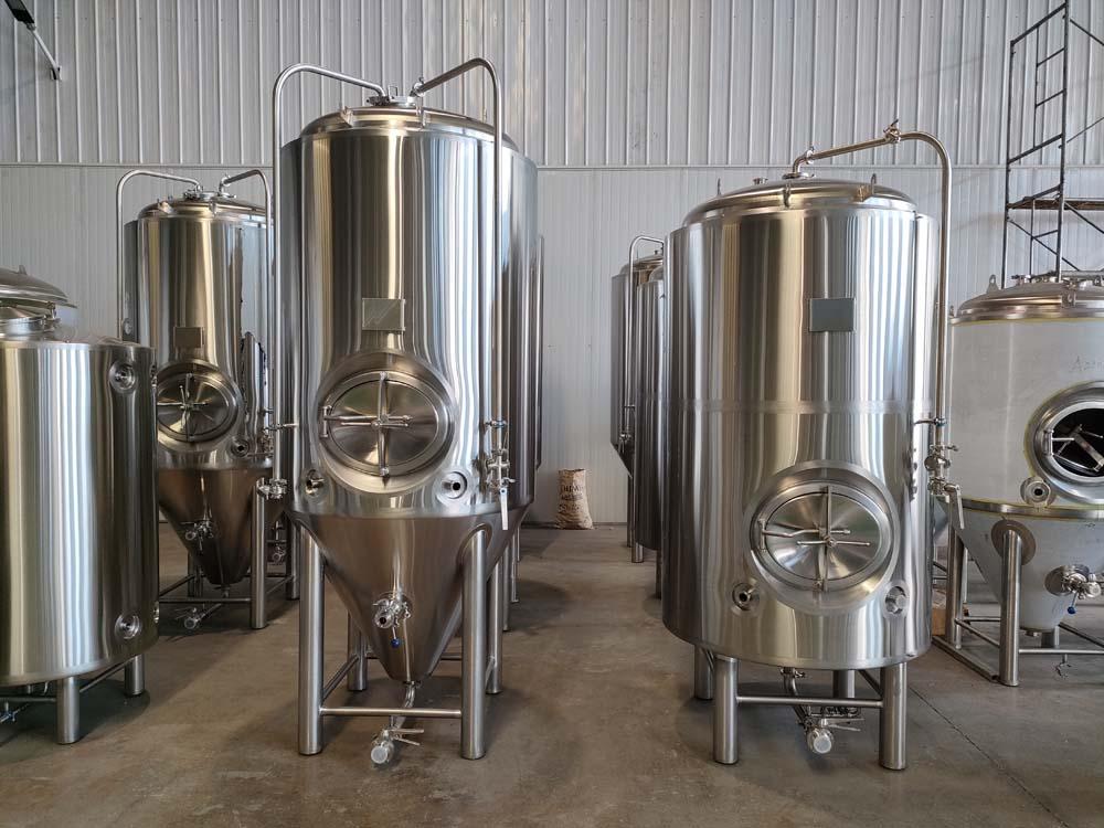 1800L Jacketed conical fermenter